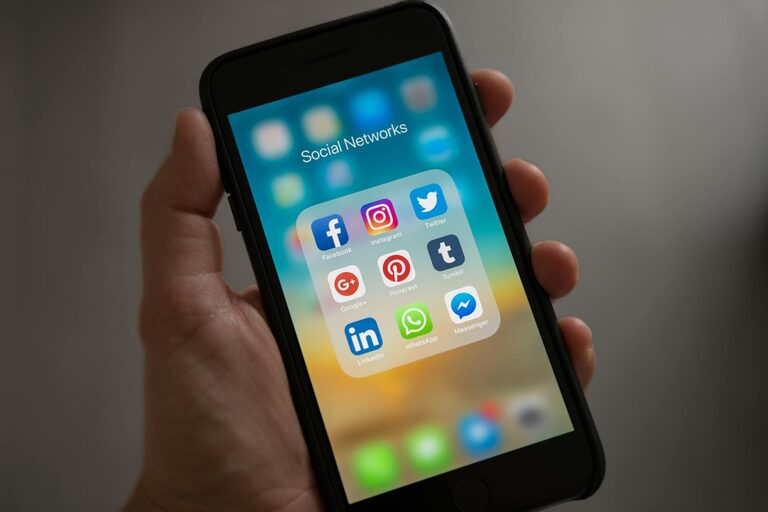 Effective Tips for Setting Boundaries with Notifications